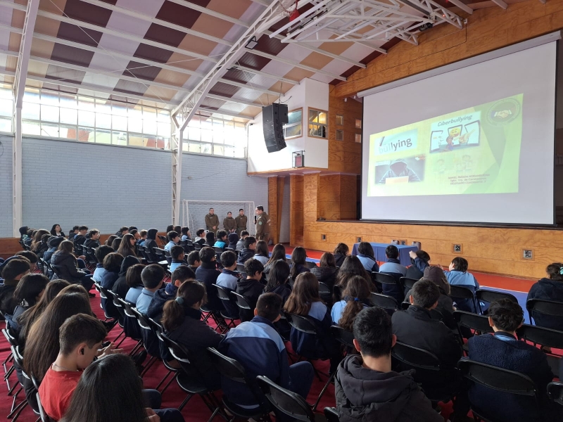 Charla de Carabineros